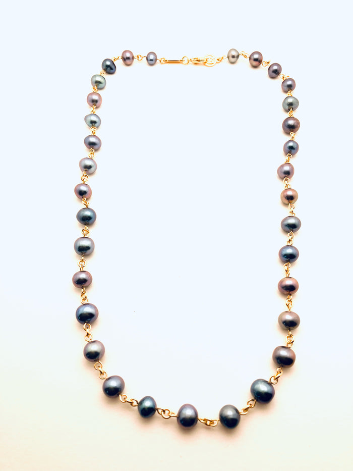 14K Gold Linked Black Pearl Necklace