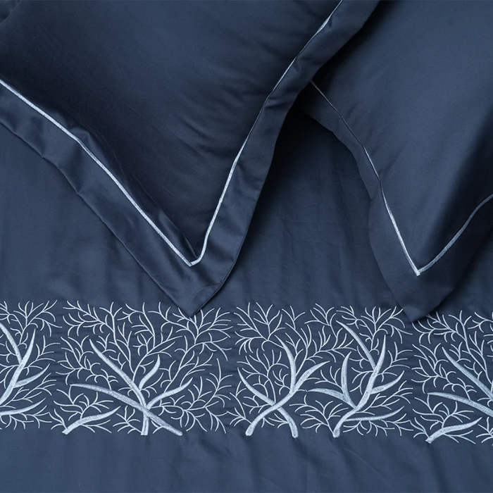Art Noir Botanica (400 TC) - 100% Cotton King-Size Bedsheet + 2 Pillow Covers