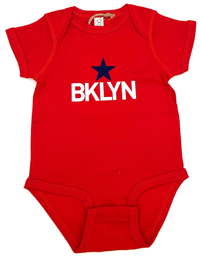 Brooklyn Star Onesie Red Size Newborn