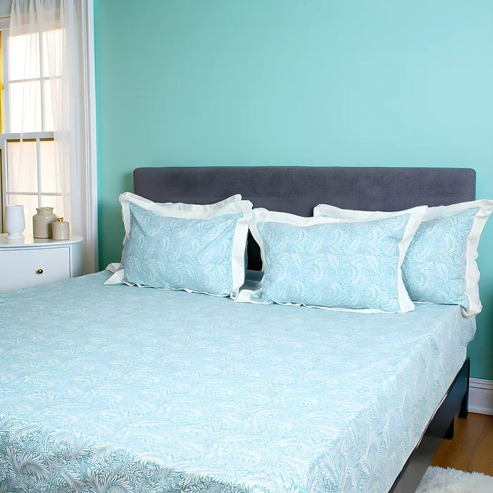 Laska Blue Orbits (150 TC) - 100% Cotton King-Size Bedsheet + 2 Pillow Covers