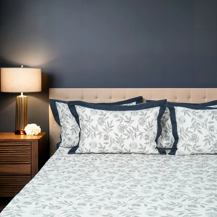 Laska Zeno (150 TC) - 100% Cotton King-Size Bedsheet + 2 Pillow Covers