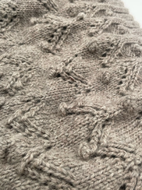 Oat Bobble ZigZag Wool Knit Cowl