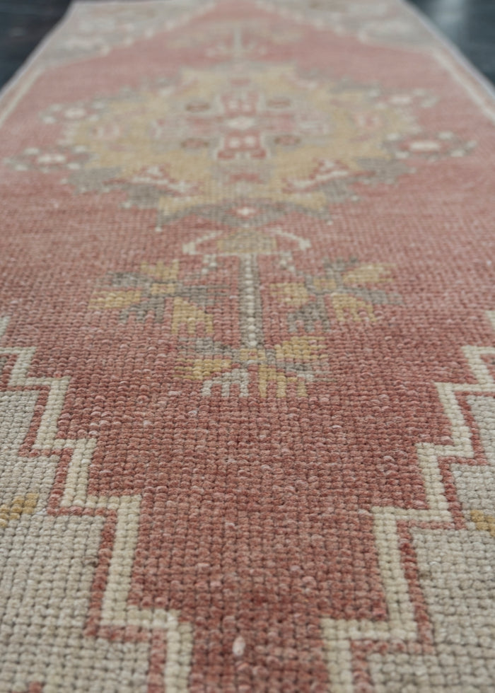 Oriental Hand Knotted Vintage Turkish Mini Rug 1'5" x 3'1" #10517