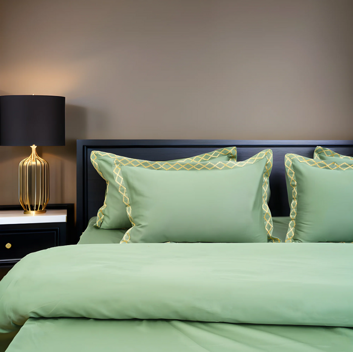 Pristine Green Gold (300 TC) - 100% Cotton King-Size Bedsheet + 2 Pillow Covers