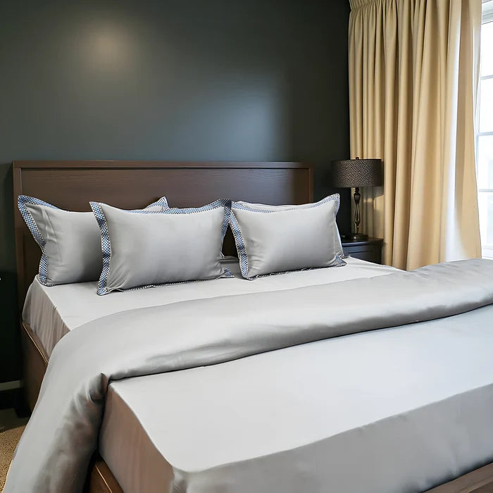 Pristine Some (300 TC) - 100% Cotton King-Size Bedsheet + 2 Pillow Covers