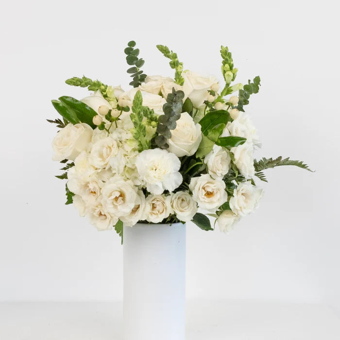 Snow White Flower Bouquet Vase - Image