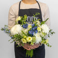 Something Blue Diy Flower Kit Hand - Image